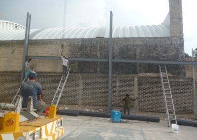 instalación de trabes en Lago Guadalupe